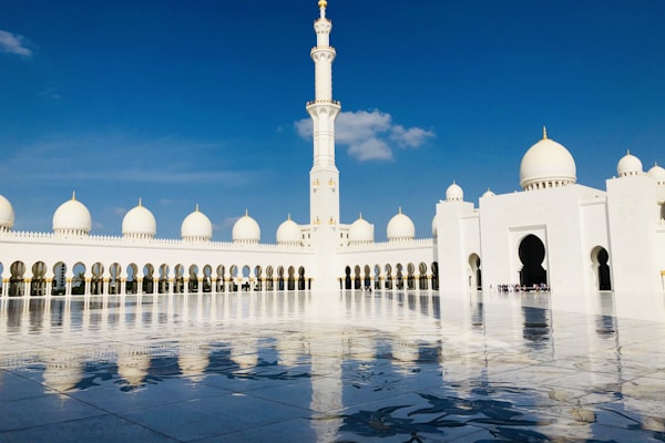 Abu Dhabi Corniche waterfront – scenic tourist attraction with beach and skyline